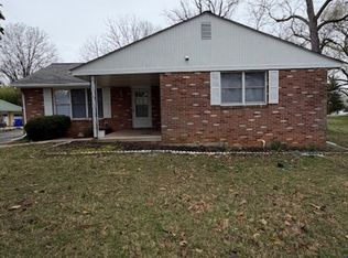 17812 Washington Grove Ln, Gaithersburg, MD 20877