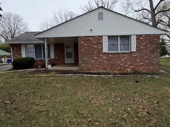 17812 Washington Grove Ln, Gaithersburg, MD 20877