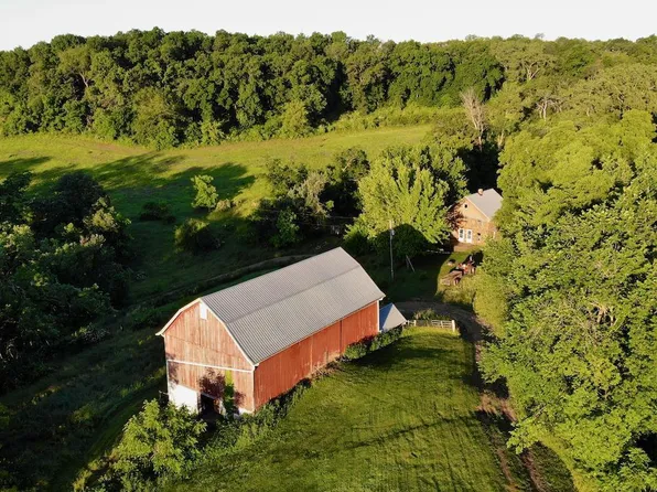 5292 Stenner Hill Road, Boscobel, WI 53805