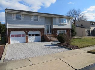 70 Marsh Ave, Sayreville, NJ