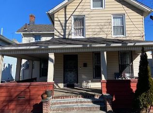 2310 Regina Ave, Far Rockaway, NY 11691