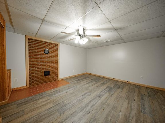 33rd image of 1211 Punkton Rd