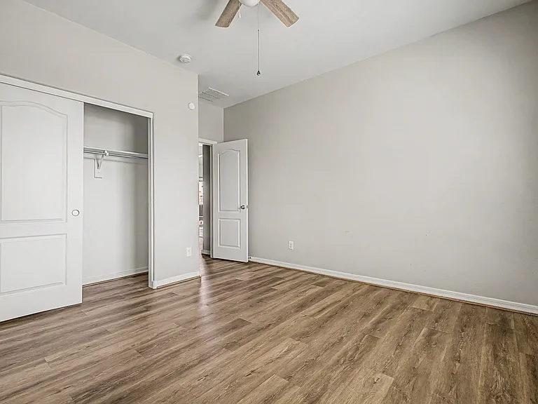 25392 W Carson Dr — Photo 8
