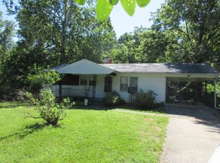 907 Luna Lake Rd, Danville, VA 24541