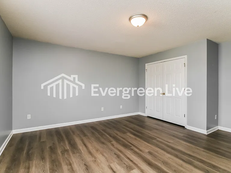 6640 Sunset Valley Cir — Photo 7