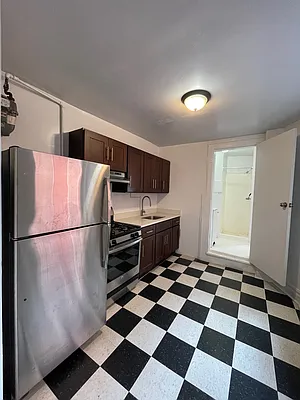 Rented by Spire Group | media 11