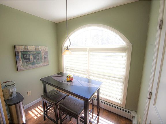 4th image of 40 Northshore Drive