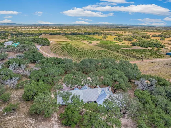 878 Ranch Road 2766, Johnson City, TX 78636