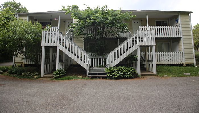 1st image of 2740 Hollywood Ter APT 26