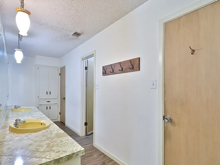 2810 Arrowhead Dr — Photo 21