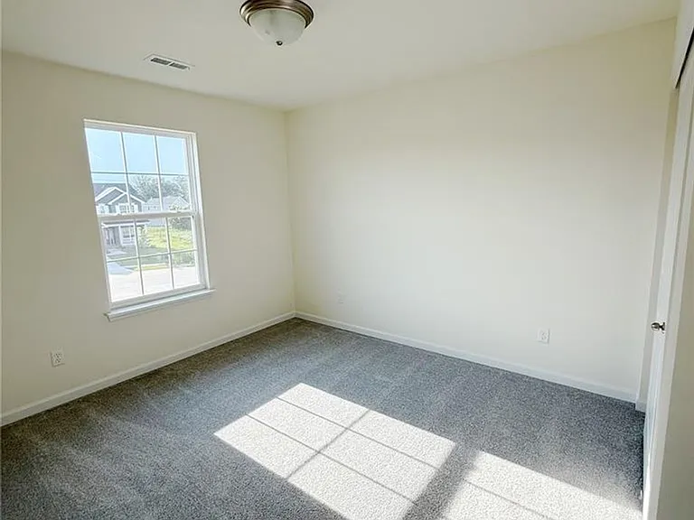 302 Windmill View Ct — Photo 31