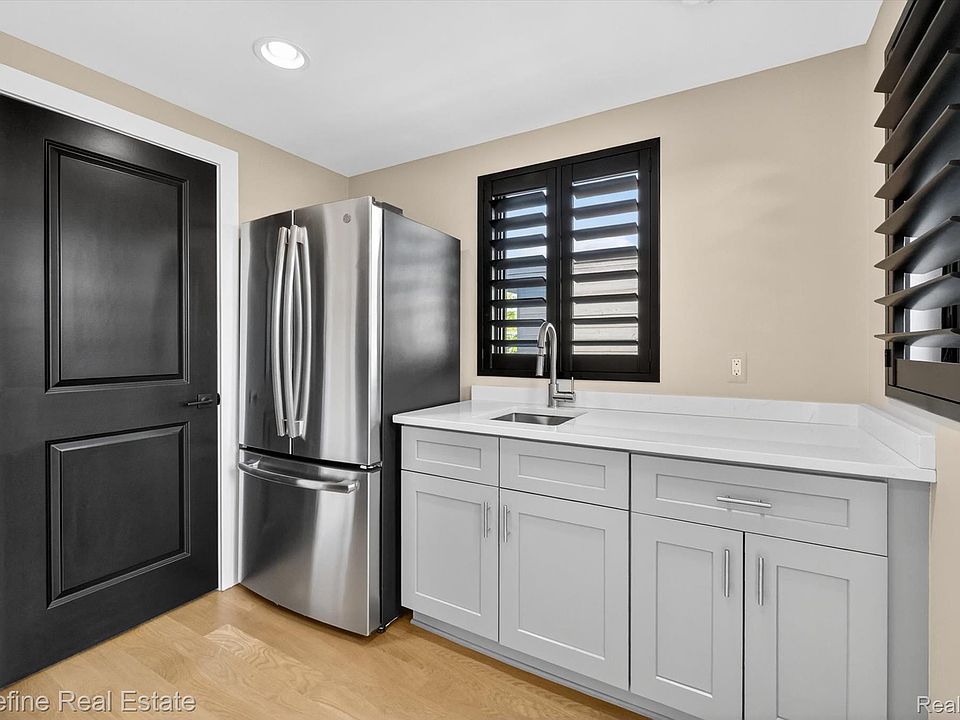 722 E Parent Ave, photo 29