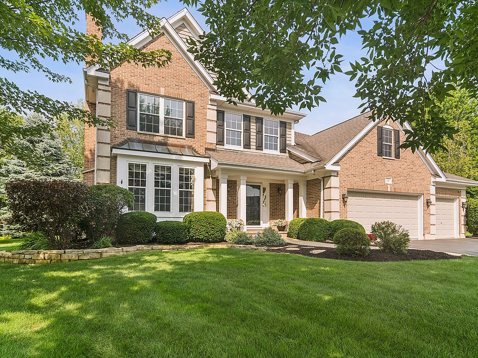 1st image of 15 Dorchester Ct