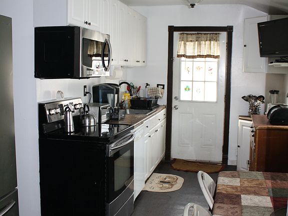 2nd image of 106 American Blvd