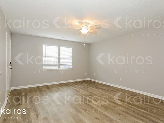 2nd image of 415 Deerpark Dr