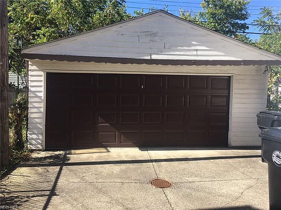 4th image of 3358 E 135th St