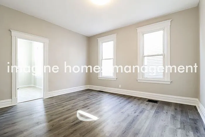 2030 Mackoy St — Photo 4
