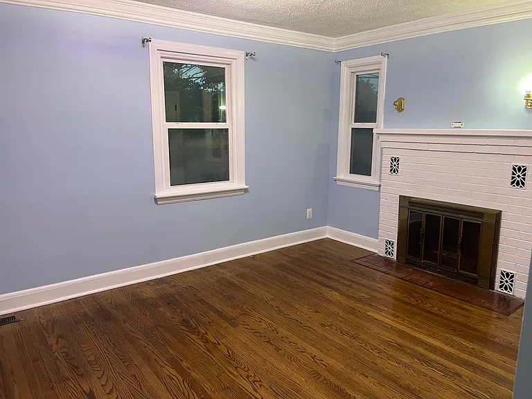 6520 Halleck St — Photo 16