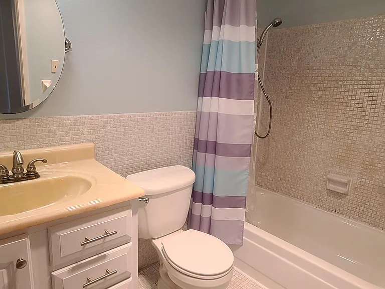 911 Washington Ave #1-305 — Photo 11