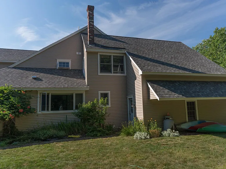 17 Strawberry Hill Rd — Photo 6
