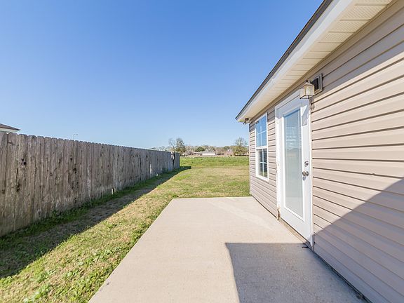 3rd image of 1041 Gary Dr