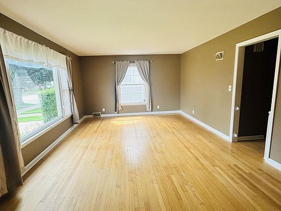 4th image of 804 Cleveland AVENUE