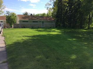 1216 E Jackson Rd, South Bend, IN 46614