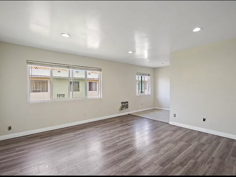 424 S Stoneman Ave #2 — Photo 1