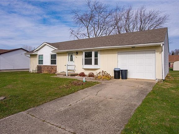3rd image of 1414 Mary Dr