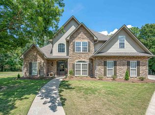 200 Creekwood Ct, Helena, AL 35080