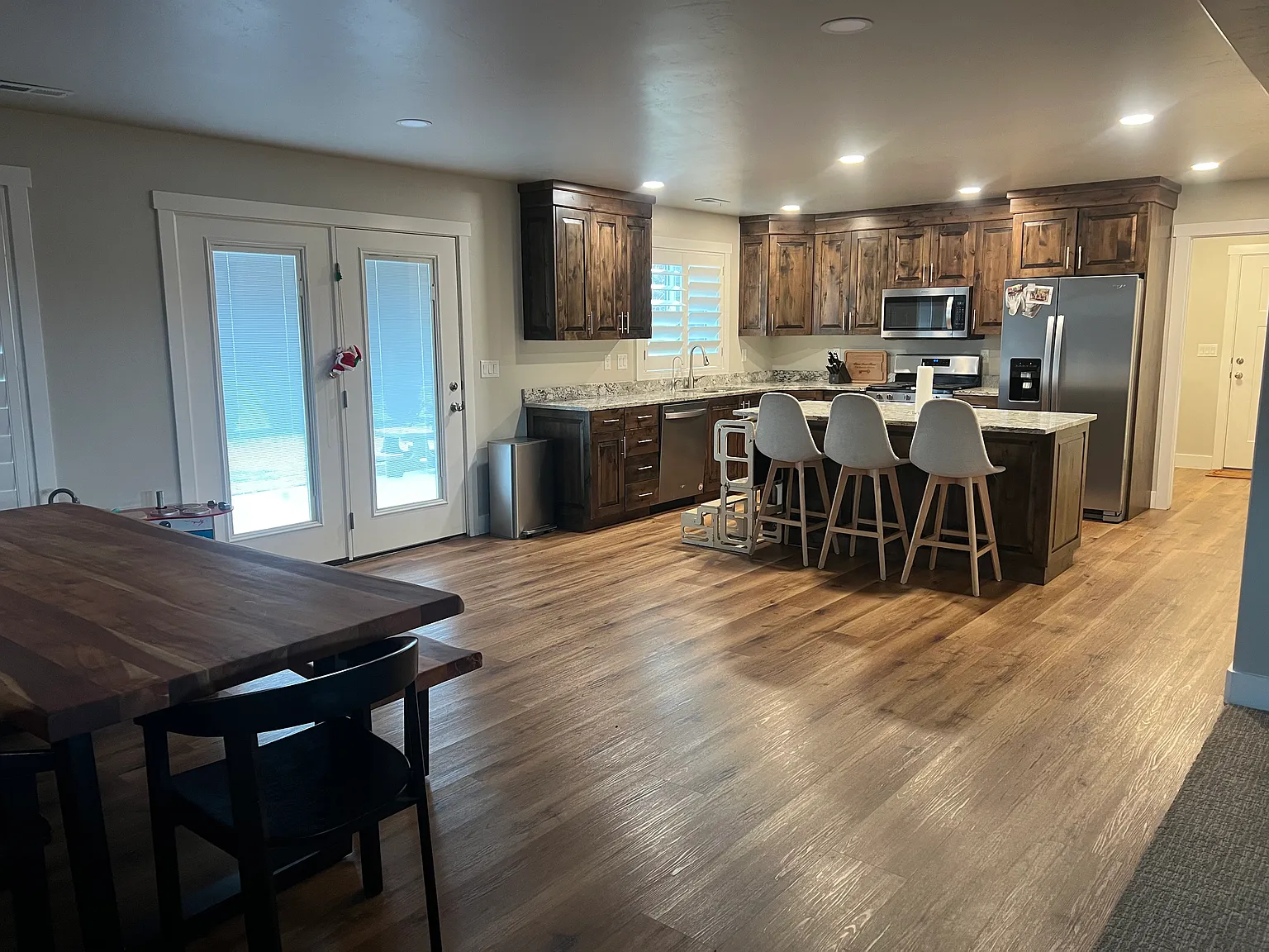 4 bed, 3.5 bath, 2932 sqft, $2,900 — Photo 3