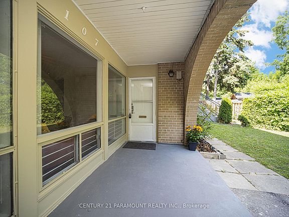 5th image of 19 London Green Ct #107