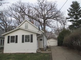 1646 31st St #A, Moline, IL 61265