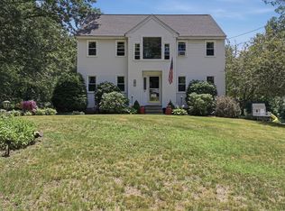 95 McCracken Rd, Millbury, MA 01527