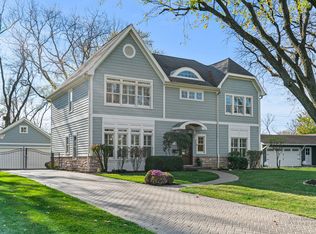 5718 Ridgewood Dr, Western Springs, IL 60558