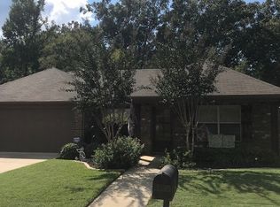 126 Blackstone Cir, Brandon, MS 39047