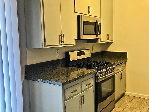 Semi-pro range/oven with built-in microwave.