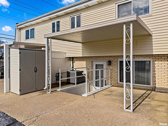 2nd image of 662 S 4th Ave #662