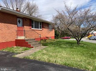 8 Pitcairn Pl, Newark, DE 19702