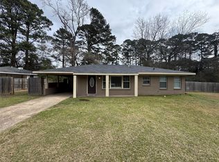 1100 Bonnie Ln, Minden, LA 71055