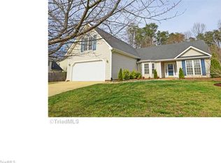 5606 Broadleaf Rd, Summerfield, NC 27358