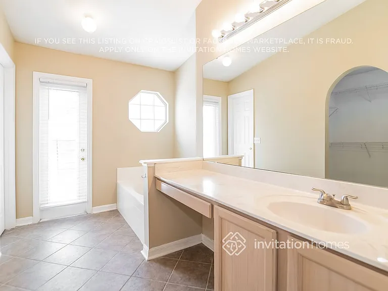 12579 Bent Bay Trl — Photo 18