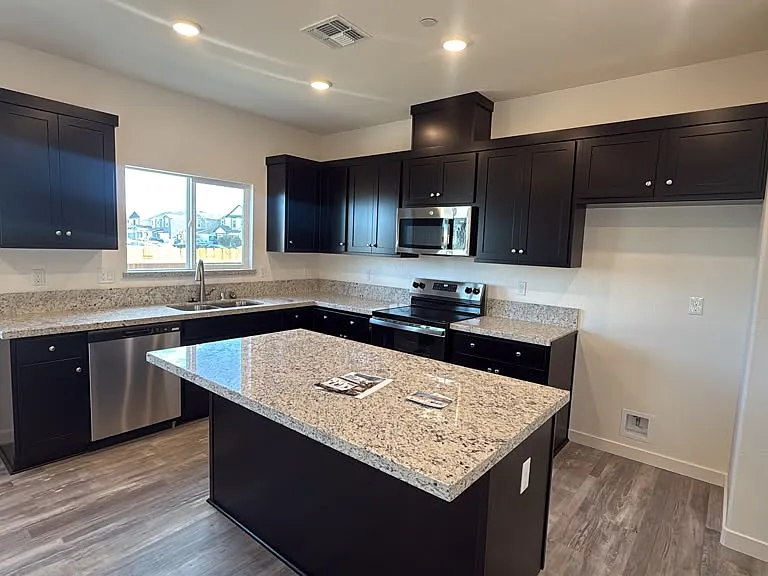 418 Meyers Ln — Photo 12