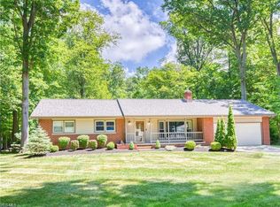 6015 Collins Rd, Mentor, OH 44060