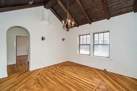 7315 Lindell Blvd #2 — Photo 17