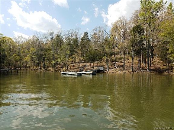 5th image of 6905 Pine Moss Ln #85