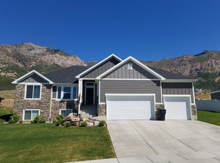 636 E 3800 N, North Ogden, UT 84414