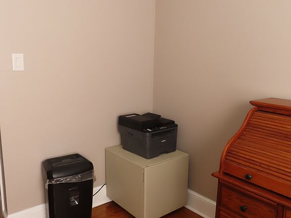 3rd image of 2636 Sorrento Rd