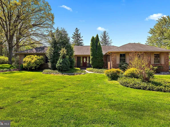 100 Montchan Dr, Wilmington, DE 19807