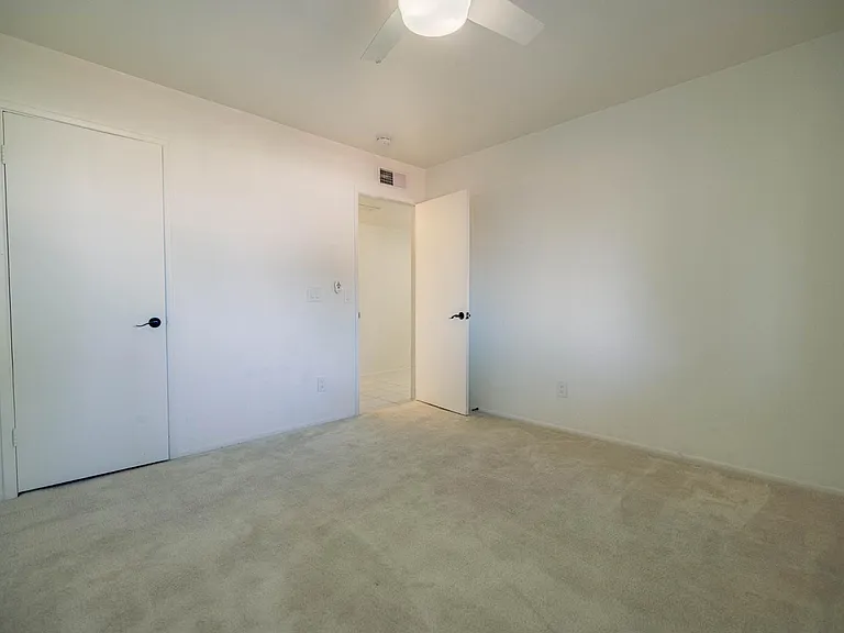 1650 N 87th Ter #27B — Photo 15